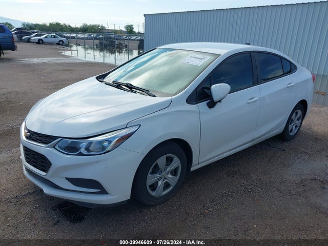 1G1BC5SM5H7223319 Chevrolet Cruze Ls Auto