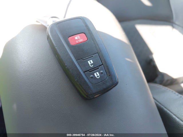 Toyota C-hr Limited 2020 NMTKHMBX4LR110990 Image 11