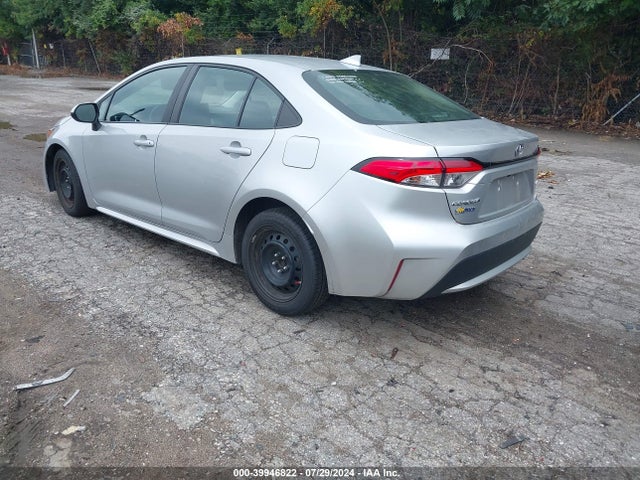 Toyota COROLLA LE 2021 5YFEPMAE2MP183707 Image 3
