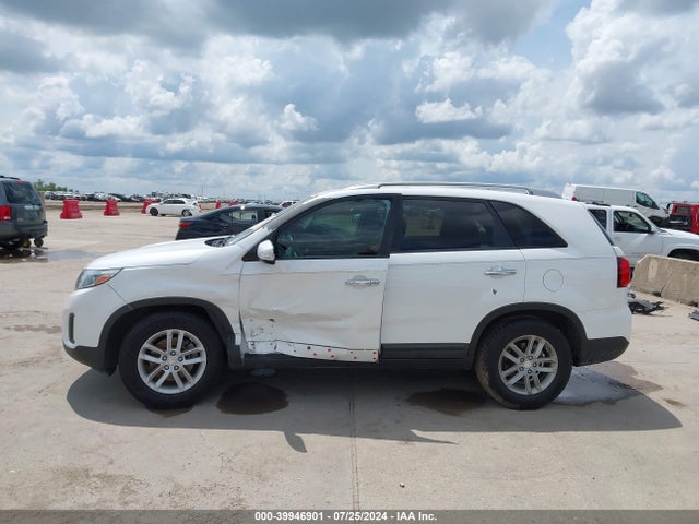 KIA SORENTO LX 2015 5XYKT3A60FG569437 Image 14