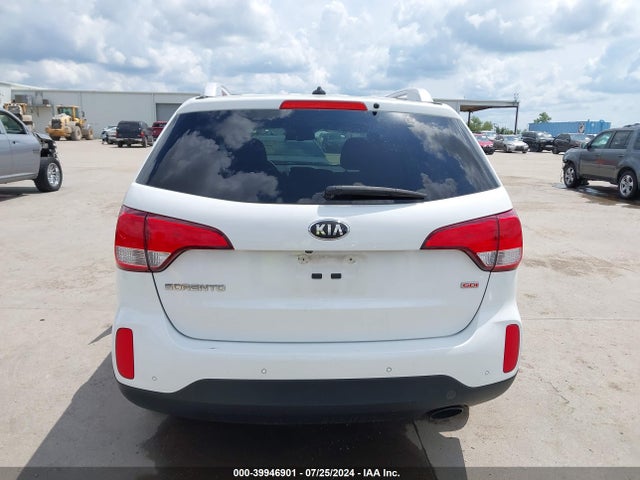 KIA SORENTO LX 2015 5XYKT3A60FG569437 Image 16