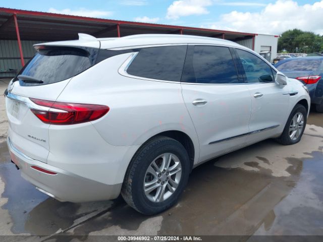 5GAERBKW3JJ139884 Buick Enclave Essence