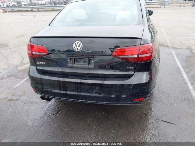 3VWD17AJ9GM258407 Volkswagen Jetta 1.8t Sport