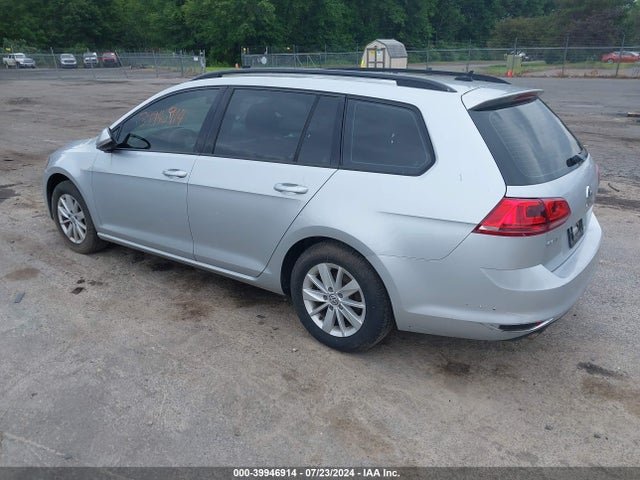 3VWA17AU5GM503992 Volkswagen Golf Sportwagen Tsi S 4-door