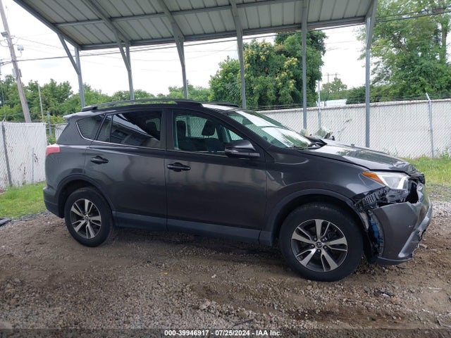 Toyota Rav4 Xle 2017 2T3RFREV9HW616222 Image 14