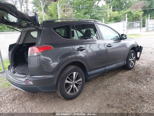 Toyota Rav4 Xle 2017 2T3RFREV9HW616222 Image 4