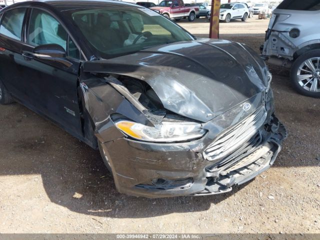 3FA6P0SU5GR241588 Ford Fusion Energi Titanium