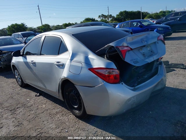 Toyota COROLLA L 2019 2T1BURHE7KC160693 Image 3