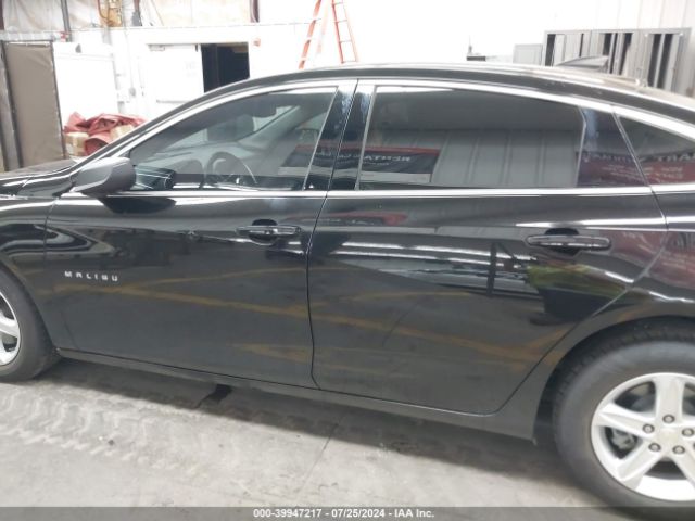1G1ZB5ST7MF014804 Chevrolet Malibu Fwd Ls