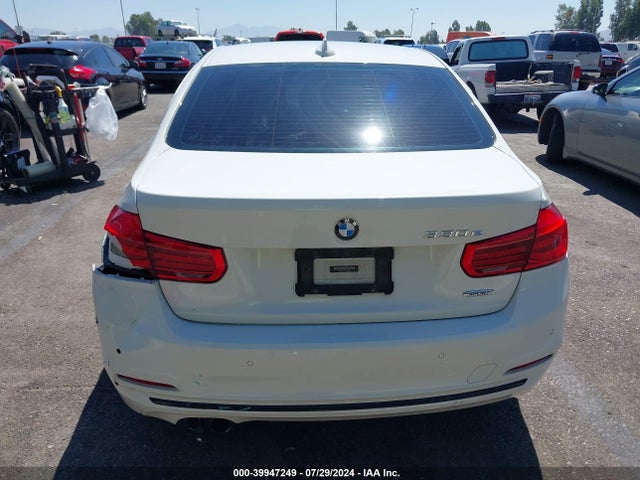 BMW 330e Iperformance 2017 WBA8E1C33HA158965 Image 16