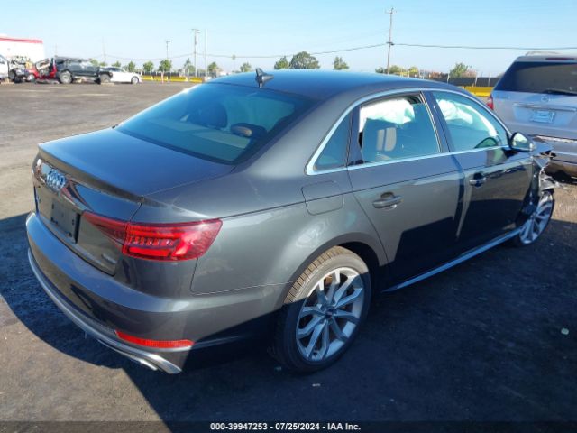 WAUDNAF47KA117782 Audi A4 45 Premium