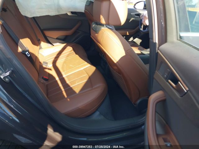 WAUDNAF47KA117782 Audi A4 45 Premium