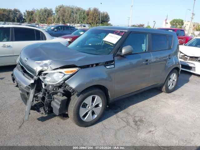 KNDJN2A28G7317818 KIA Soul