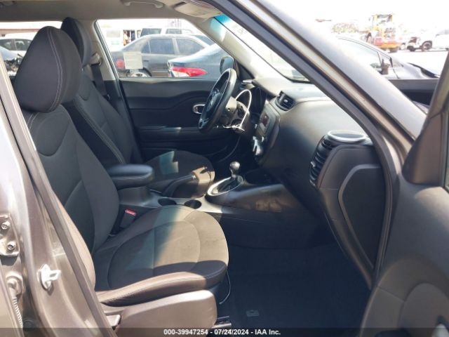 KNDJN2A28G7317818 KIA Soul