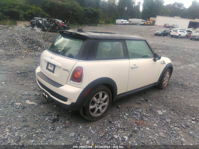 2007 MINI COOPER S WMWMF73577TT84039 Photo 3