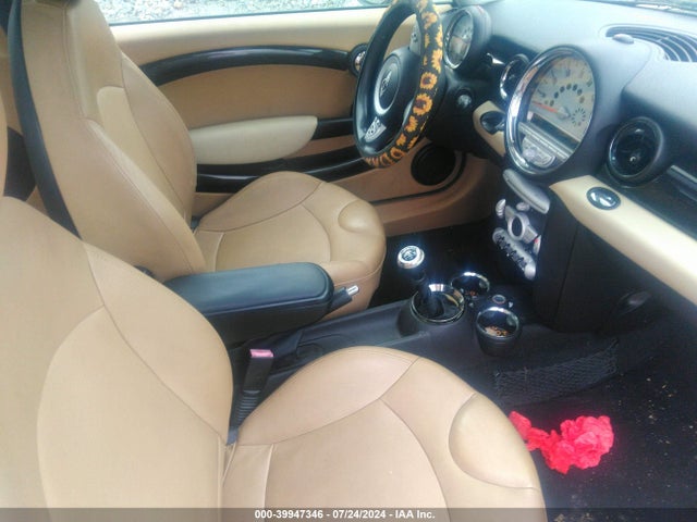 2007 MINI COOPER S WMWMF73577TT84039 Photo 4
