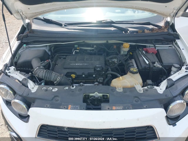 Chevrolet Sonic Ltz Auto 2015 1G1JE6SB8F4186436 Image 10