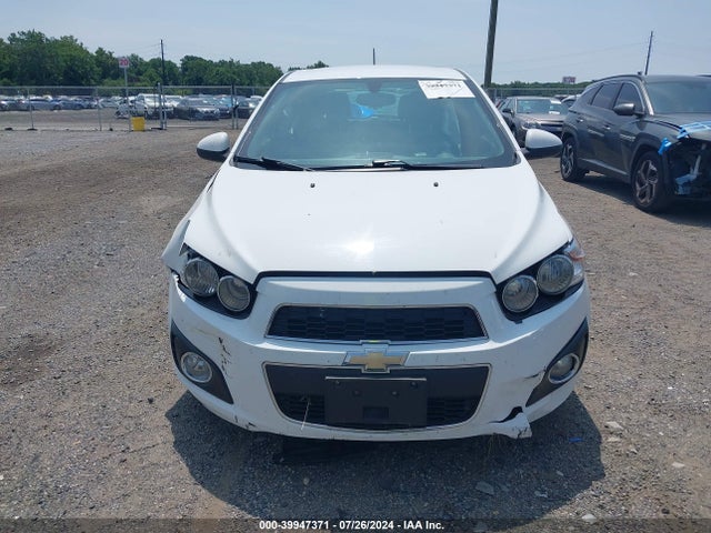 Chevrolet Sonic Ltz Auto 2015 1G1JE6SB8F4186436 Image 13
