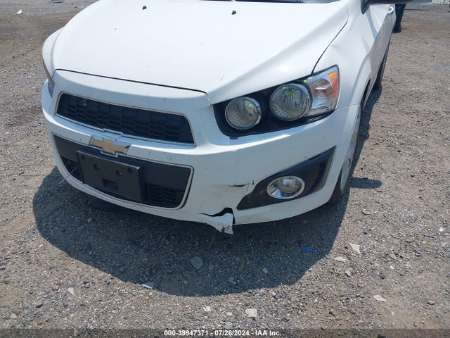 Chevrolet Sonic Ltz Auto 2015 1G1JE6SB8F4186436 Image 6