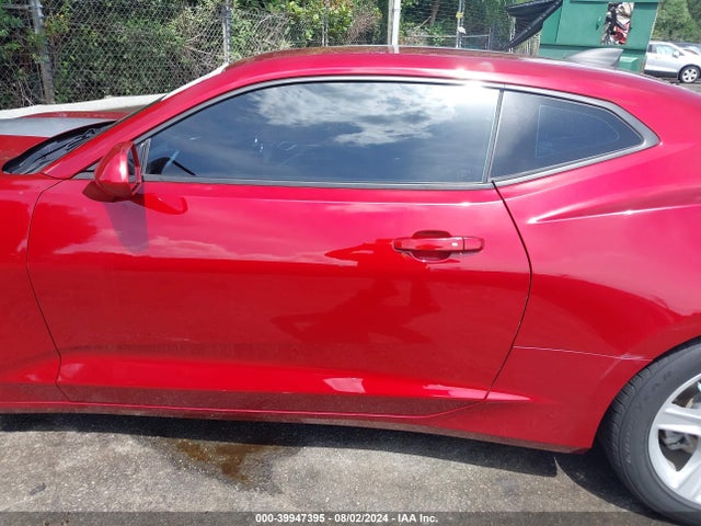 Chevrolet Camaro 1lt 2018 1G1FB1RSXJ0136015 Image 15