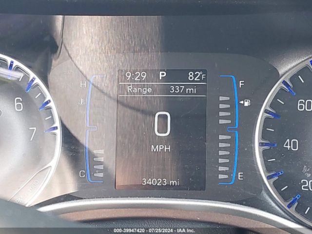 2C4RC1CG4PR516164 Chrysler Voyager Lx
