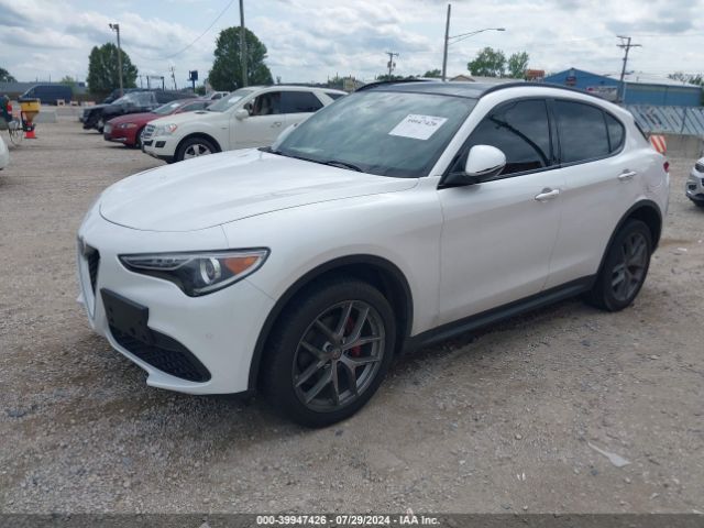 ZASFAKNN6J7B92239 Alfa Romeo Stelvio Ti Sport Awd