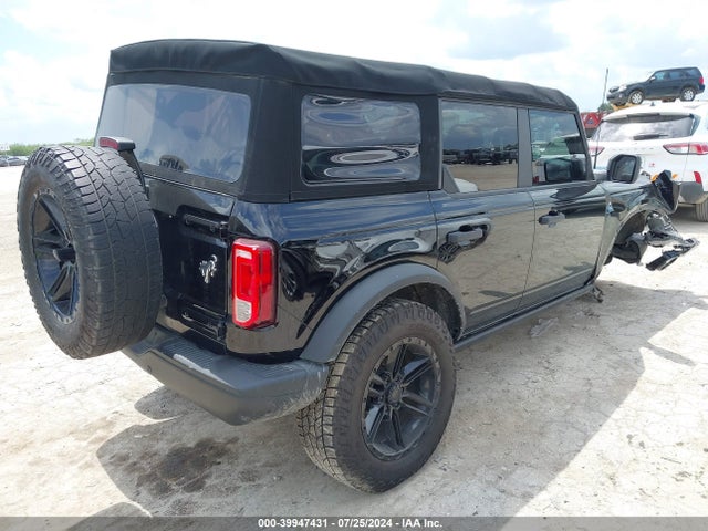 Ford Bronco Black Diamond 2022 1FMEE5DH0NLB87567 Image 4