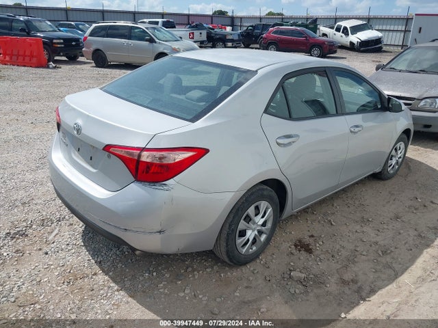 Toyota COROLLA L 2017 5YFBURHE5HP650302 Image 4