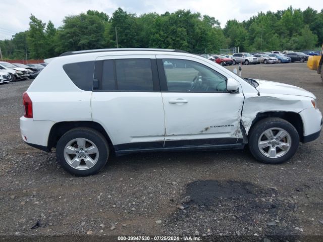 1C4NJCEAXGD769310 Jeep Compass Latitude