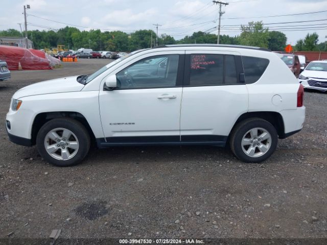 1C4NJCEAXGD769310 Jeep Compass Latitude