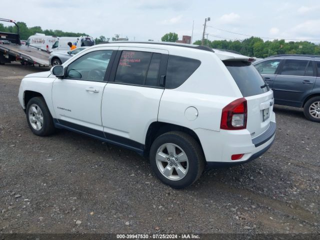 1C4NJCEAXGD769310 Jeep Compass Latitude