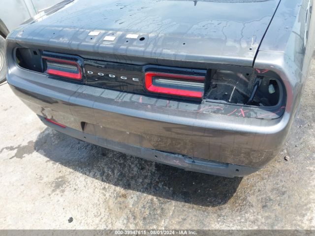 2C3CDZBT8JH111619 Dodge Challenger R/t