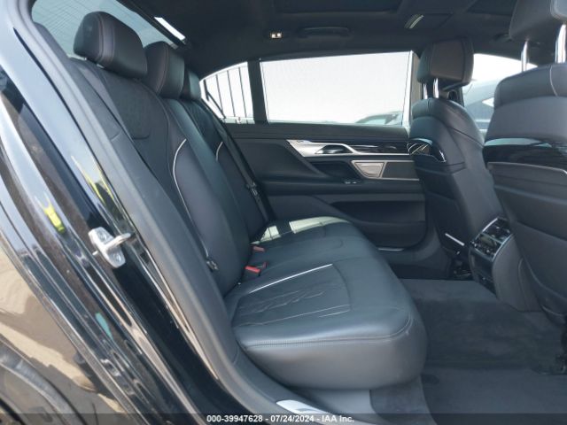 2022 BMW 750 WBA7U2C04NCK13045 Photo 7
