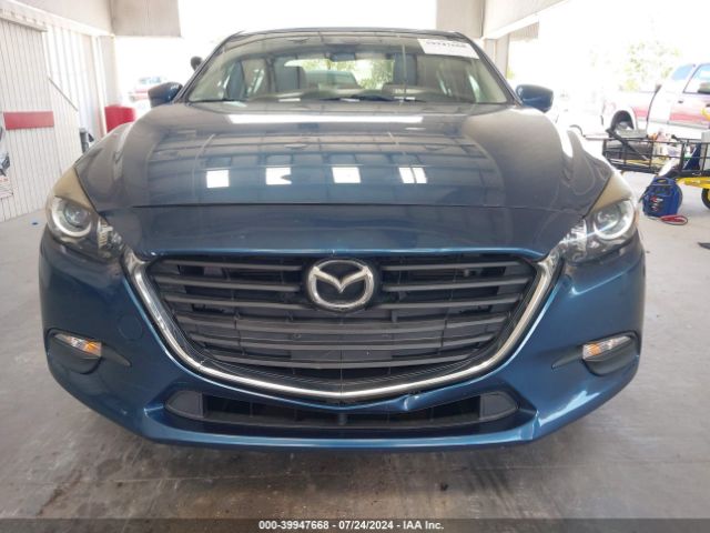 3MZBN1V32JM262133 Mazda Mazda3 Touring