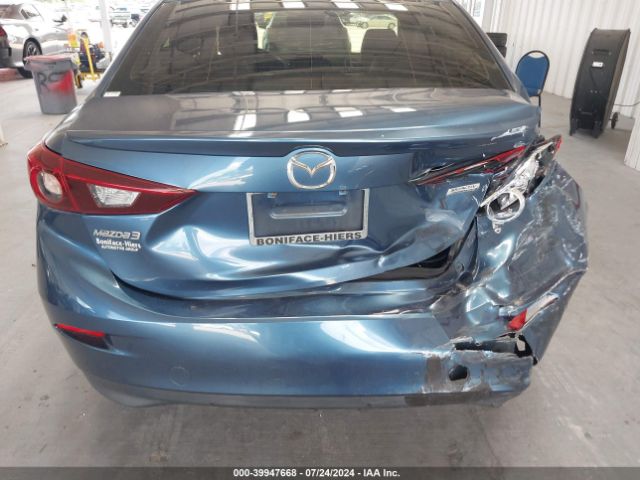 3MZBN1V32JM262133 Mazda Mazda3 Touring
