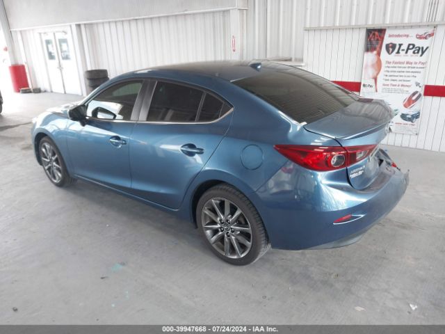 3MZBN1V32JM262133 Mazda Mazda3 Touring