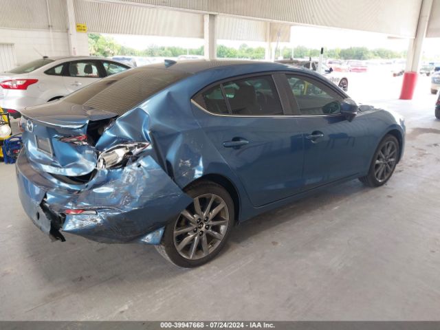3MZBN1V32JM262133 Mazda Mazda3 Touring