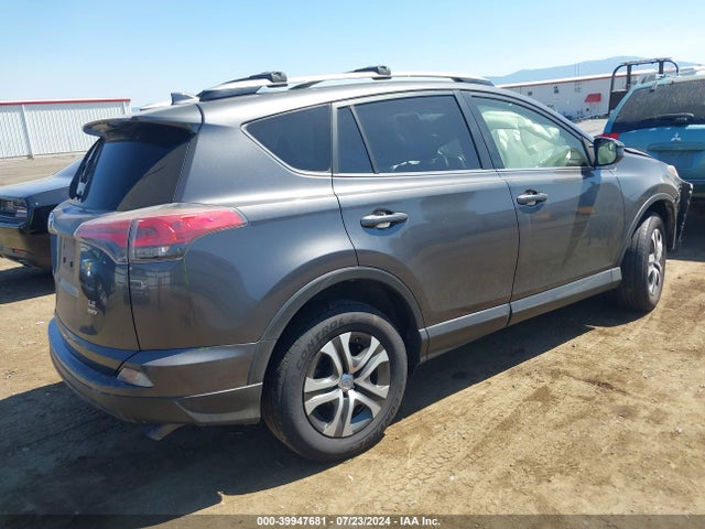 Toyota RAV4 LE 2017 JTMBFREV6HJ149034 Image 4