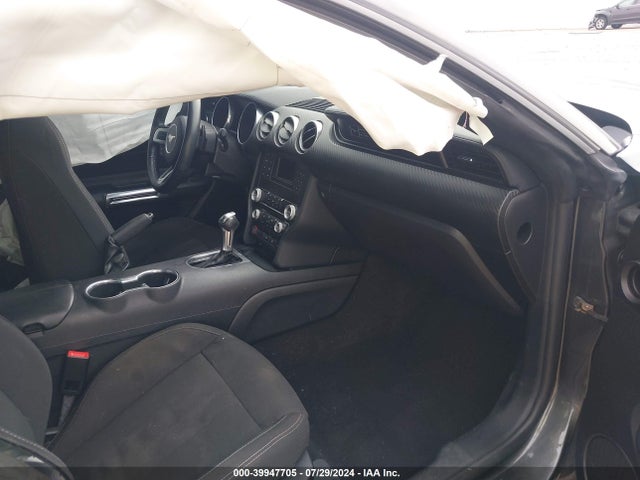Ford Mustang Ecoboost Fastback 2020 1FA6P8TH8L5100348 Image 5