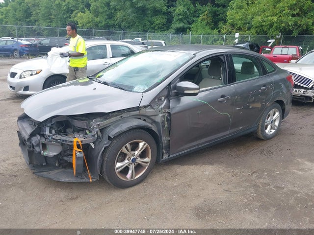 Ford FOCUS SE 2014 1FADP3F26EL353782 Image 2