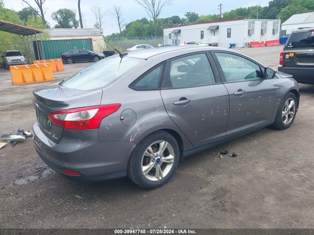 Ford FOCUS SE 2014 1FADP3F26EL353782 Image 4