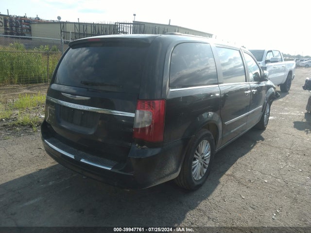 2C4RC1CG5GR150862 Chrysler Town & Country Touring-l Anniversary Edition