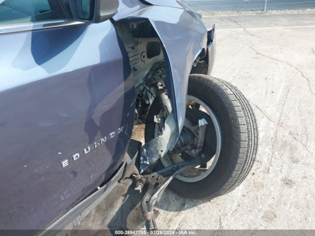 3GNAXTEXXJL276401 Chevrolet EQUINOX LT