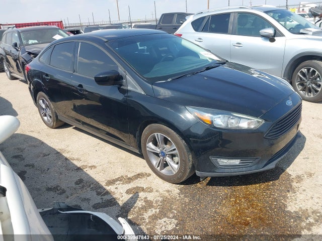 Ford FOCUS SE 2018 1FADP3F21JL223578 Image 1