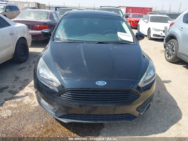 Ford FOCUS SE 2018 1FADP3F21JL223578 Image 12