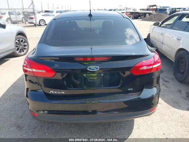 Ford FOCUS SE 2018 1FADP3F21JL223578 Image 16