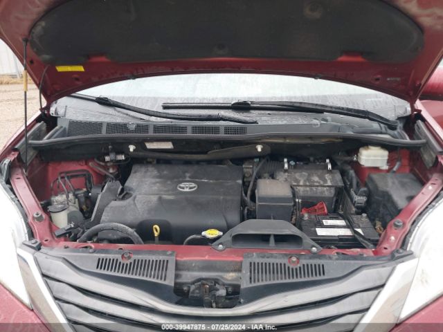 5TDYK3DC4ES418116 Toyota Sienna Xle V6 8 Passenger