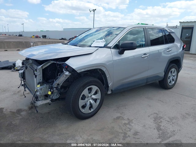 Toyota RAV4 LE 2022 2T3H1RFV7NW189014 Image 2