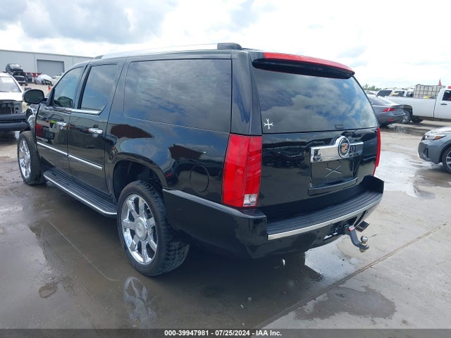 2007 CADILLAC ESCALADE ESV 1GYFK66807R264999 Photo 2