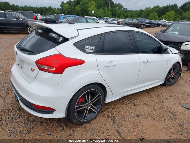 Ford FOCUS ST 2016 1FADP3L90GL362904 Image 4